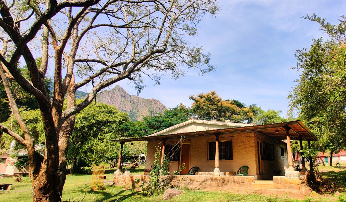 masinacompletehousefrontview